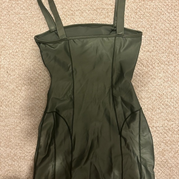 Noli Liquid Sage green Dress - Picture 3 of 3